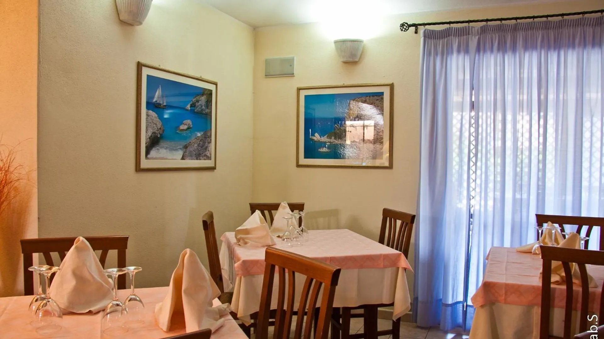 Hotel Alador Tanaunella Italia